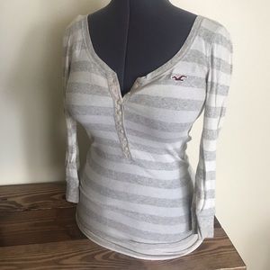 Hollister social stretch tee